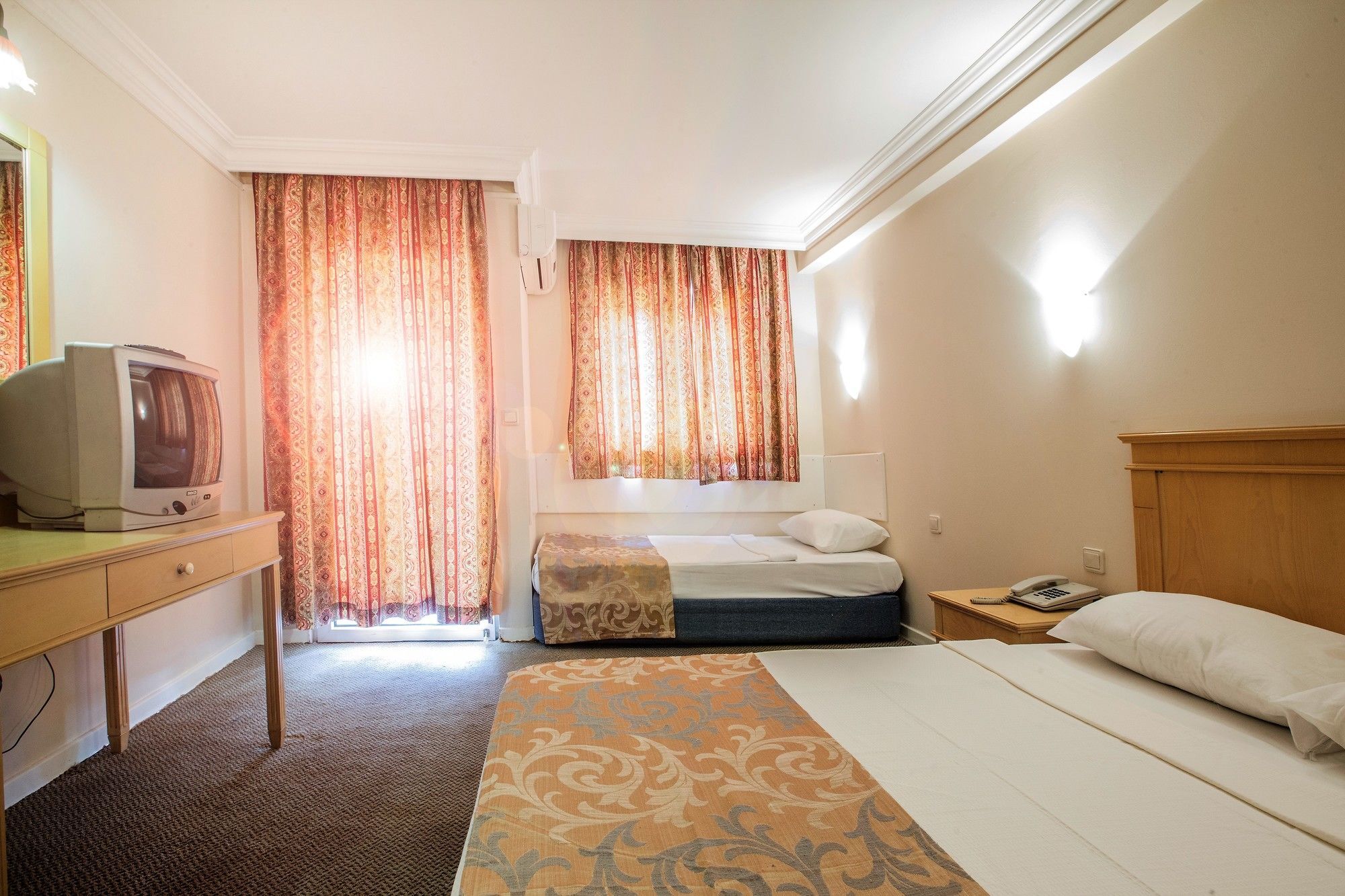 Syedra Princess Hotel มาห์มุตลาร์ ภายนอก รูปภาพ