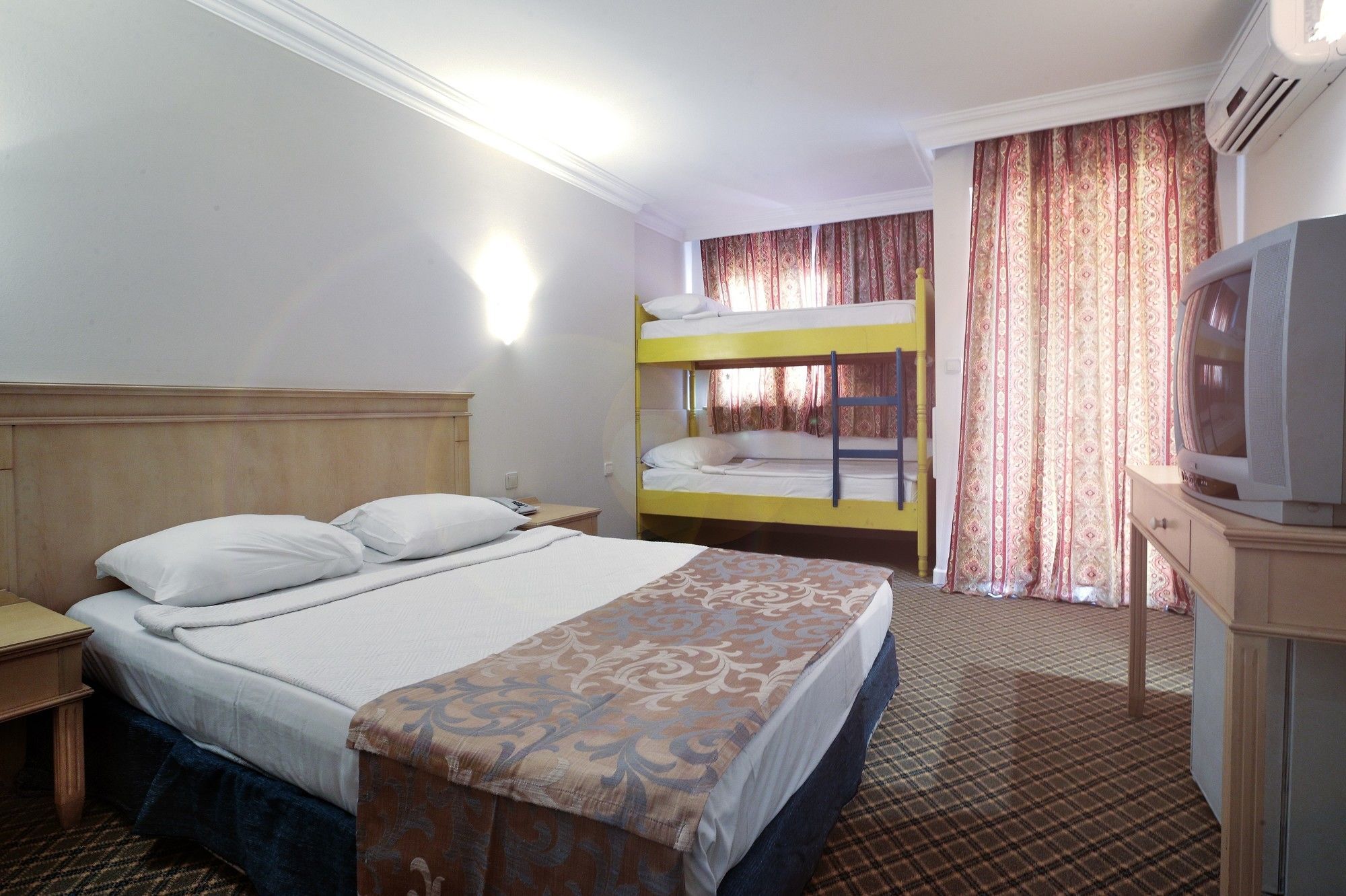 Syedra Princess Hotel มาห์มุตลาร์ ภายนอก รูปภาพ
